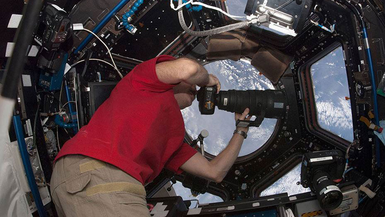 Colonel Chris Hadfield Recognized for Brilliant Photography Aboard ISS