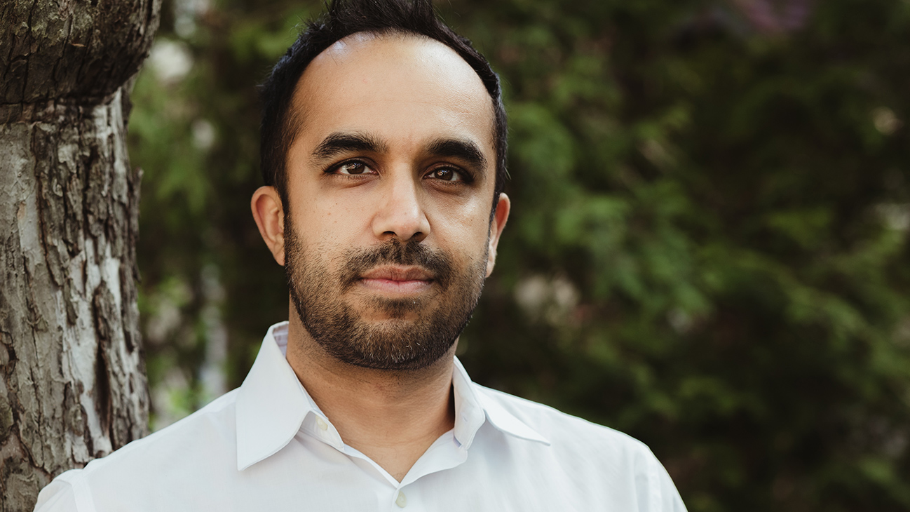 Get Better at Public Speaking: Neil Pasricha’s Secrets to a Great Speech