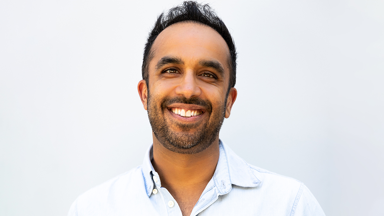 How Bestselling Author Neil Pasricha Fuels His Creative Process