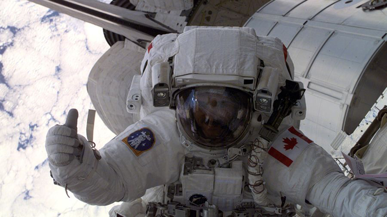 Five Amazing Things Astronaut Chris Hadfield Taught us about Space and Life