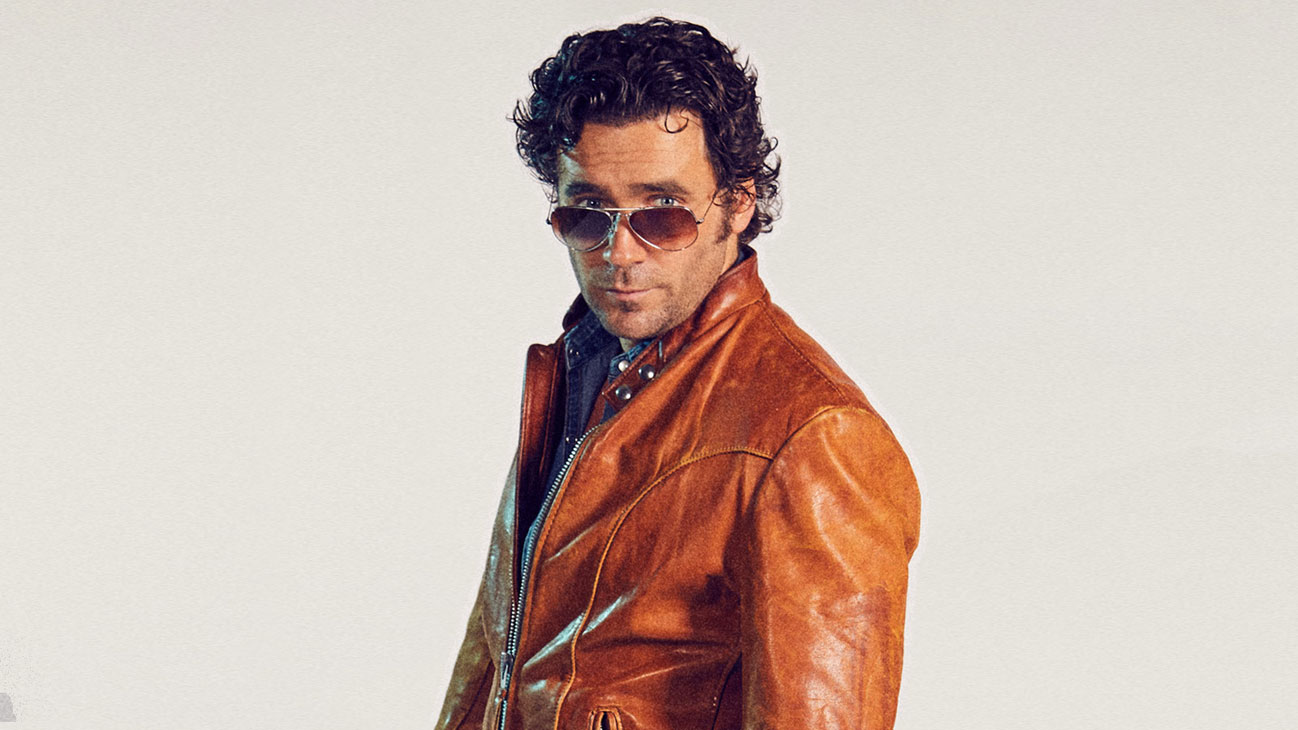 Allan Hawco on Caught and Life on the Other Side of the Law
