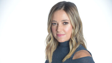 Amber Mac Headshot 2026