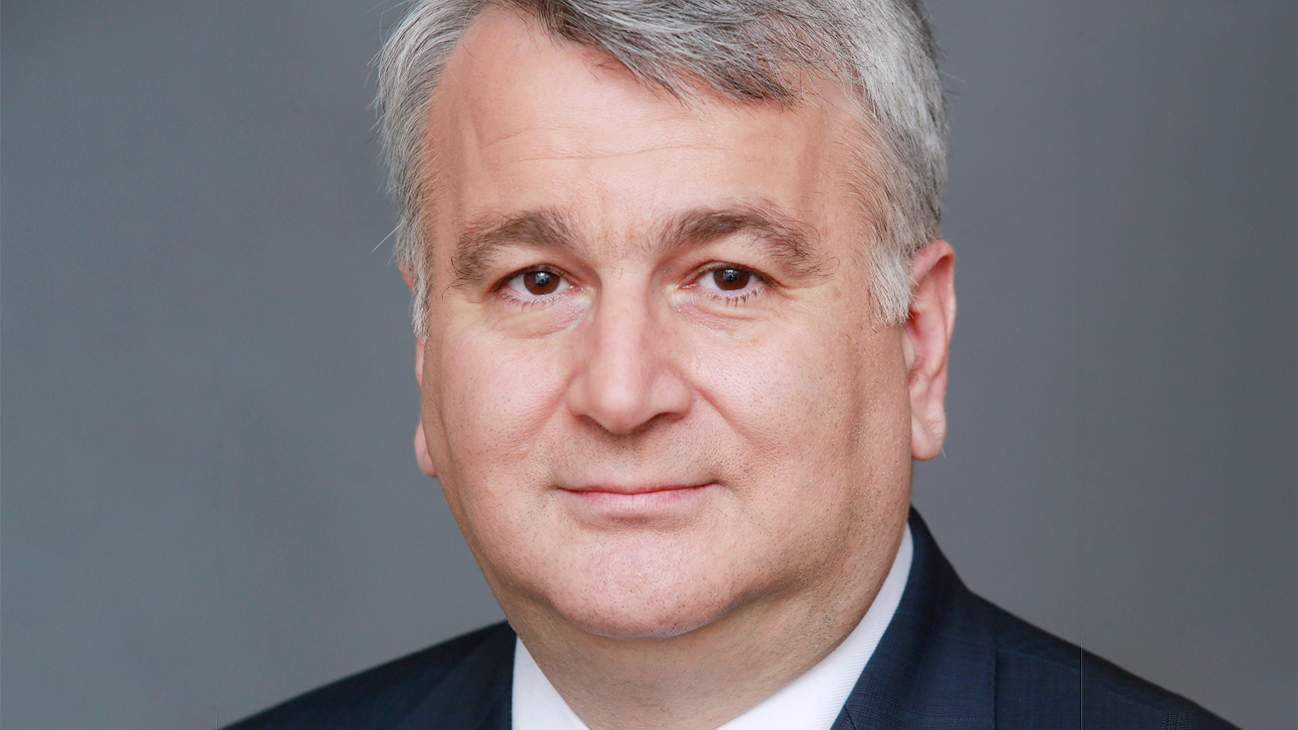 Nik Nanos Headshot 2023