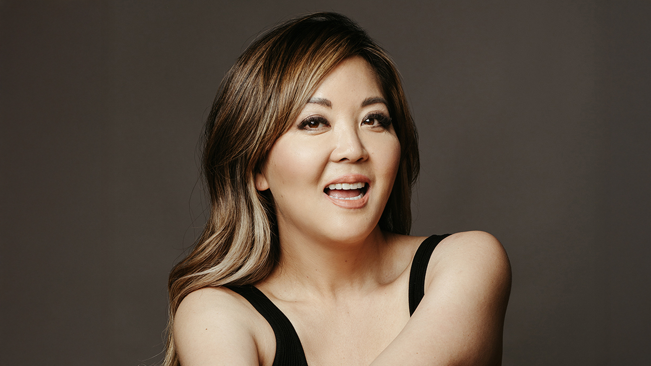 Julie Kim Headshot 2025