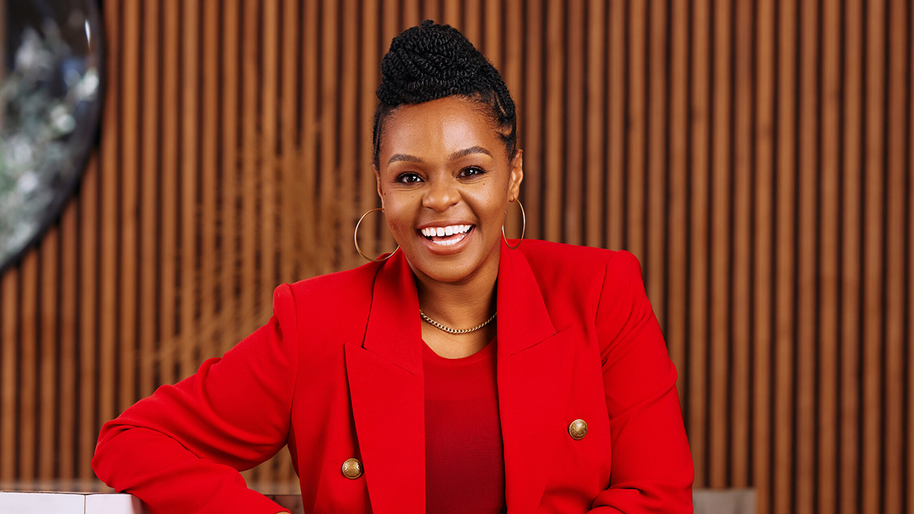 Raven Solomon Headshot