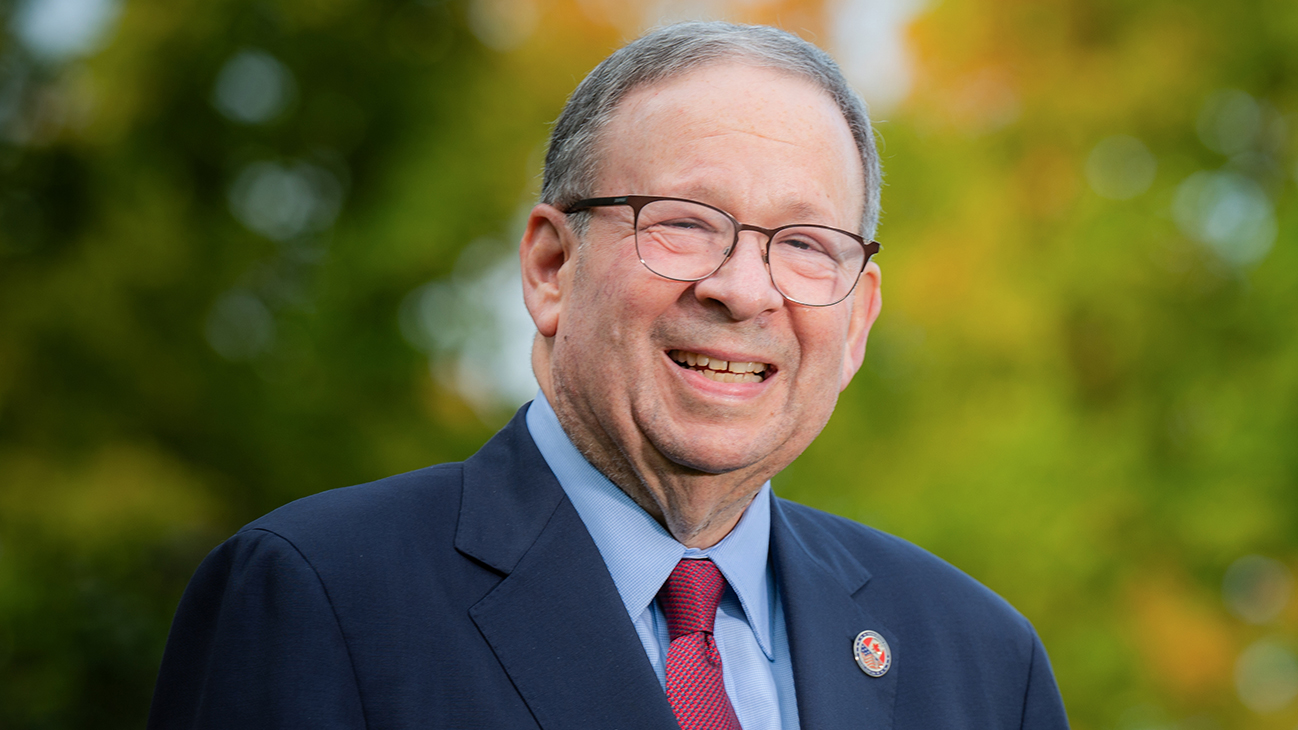 Amb. David L Cohen Headshot 2025
