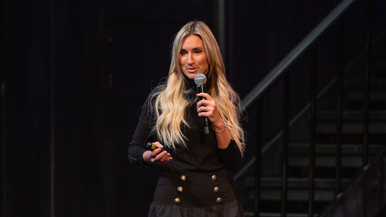 Alicia Woods Headshot 2026